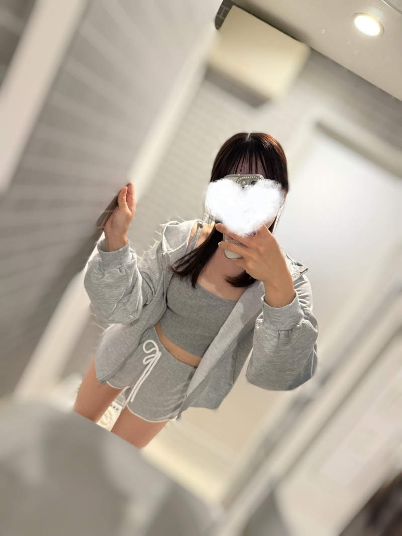 初ブログ‎𖤐 ̖́-‬