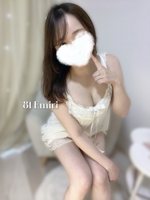 えみり